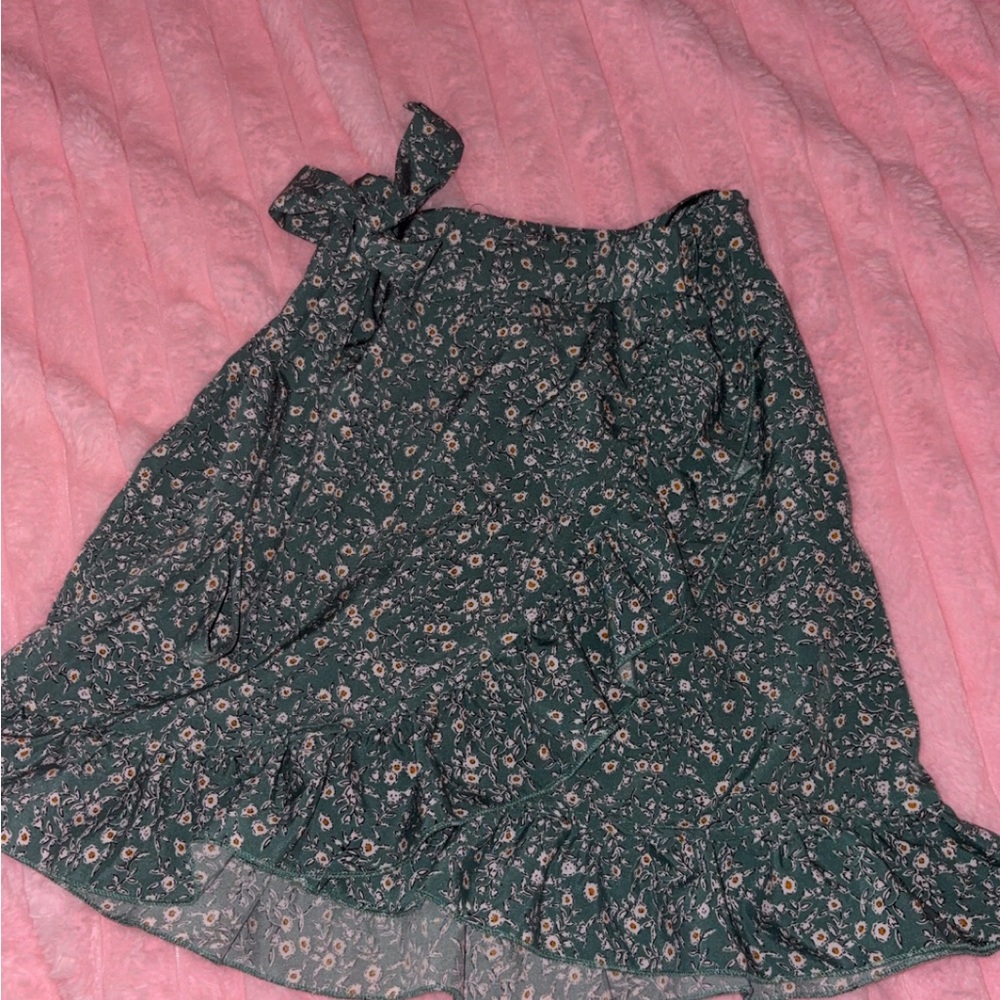 SHEIN Green Floral Mini Skirt